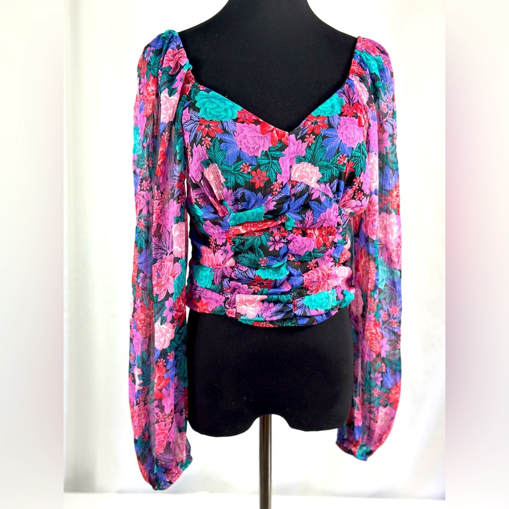 JUNIORS PUFF SLEEVE FLORAL CROP TOP